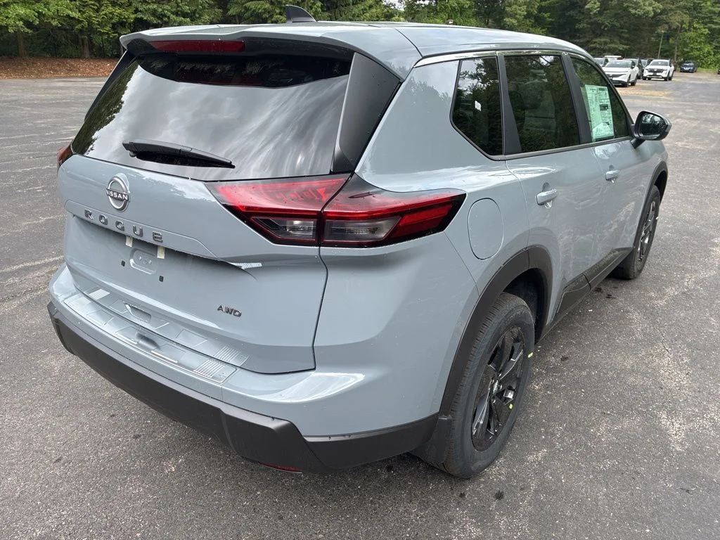 New 2026 Boulder Gray Pearl Nissan SV image 7