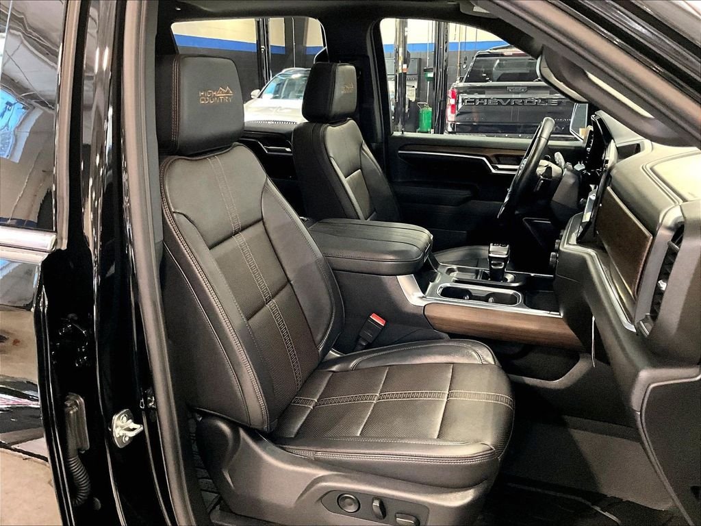 Used 2026 Black Chevrolet High Country image 11