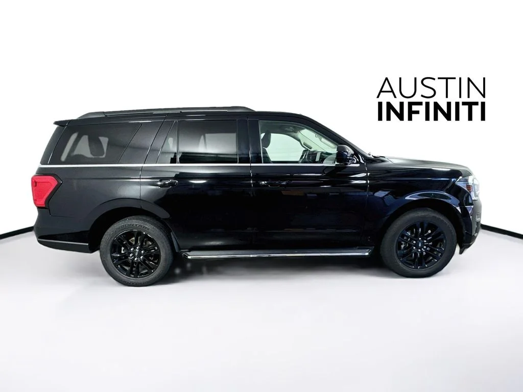 Used 2022 Black Ford XLT image 9
