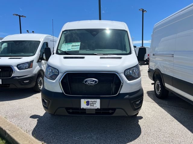 New 2026 Oxford White Ford Cargo Van image 2