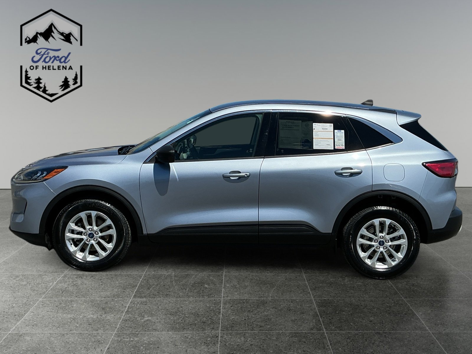 Used 2022 Blue Ford SE Hybrid image 2