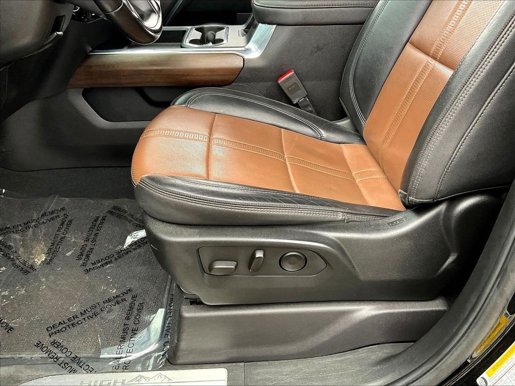 Used 2024 Black Chevrolet High Country image 35