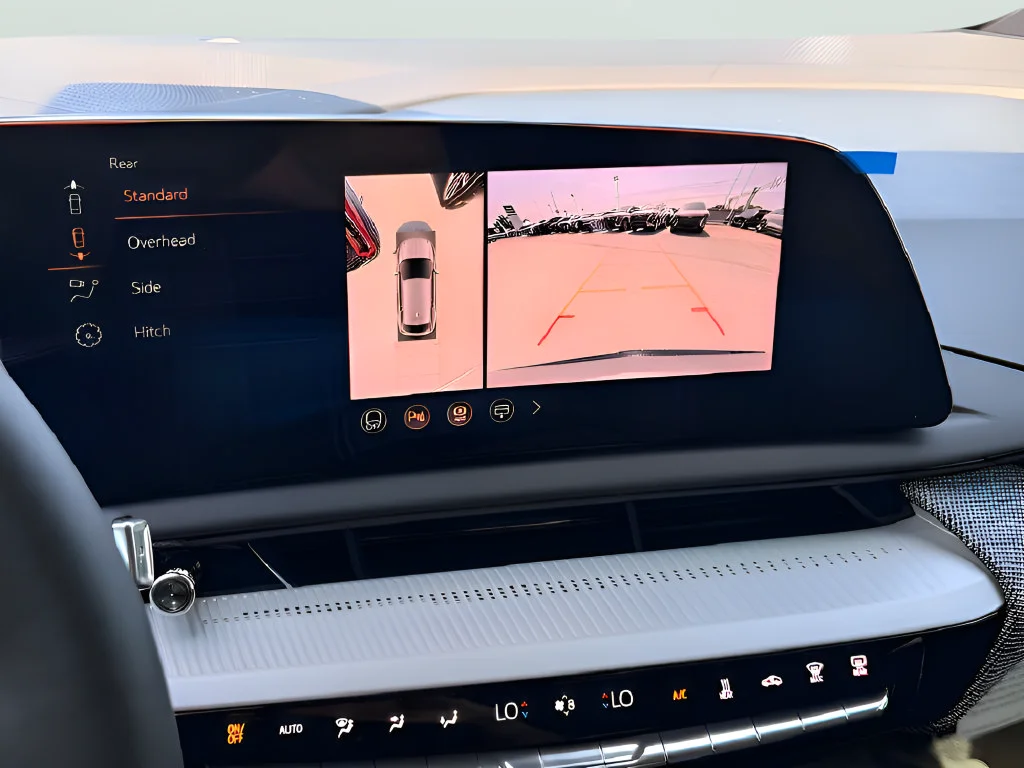 2027 Cadillac OPTIQ Sport - Photo 13