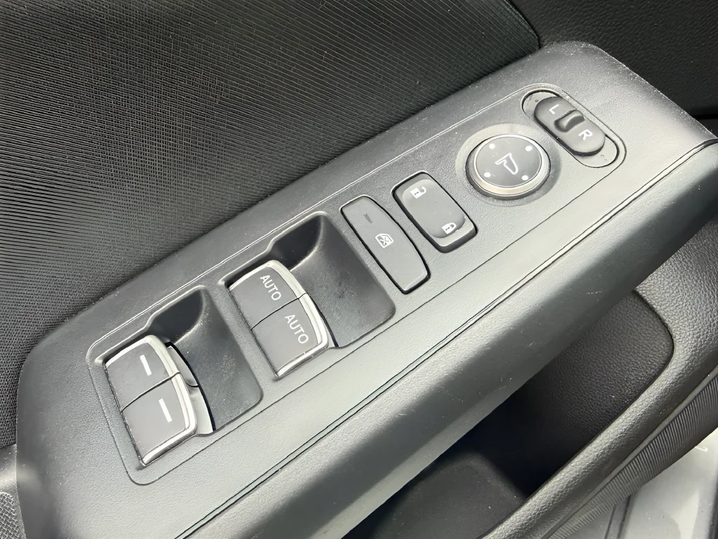 2025 Honda Civic LX - Photo 24
