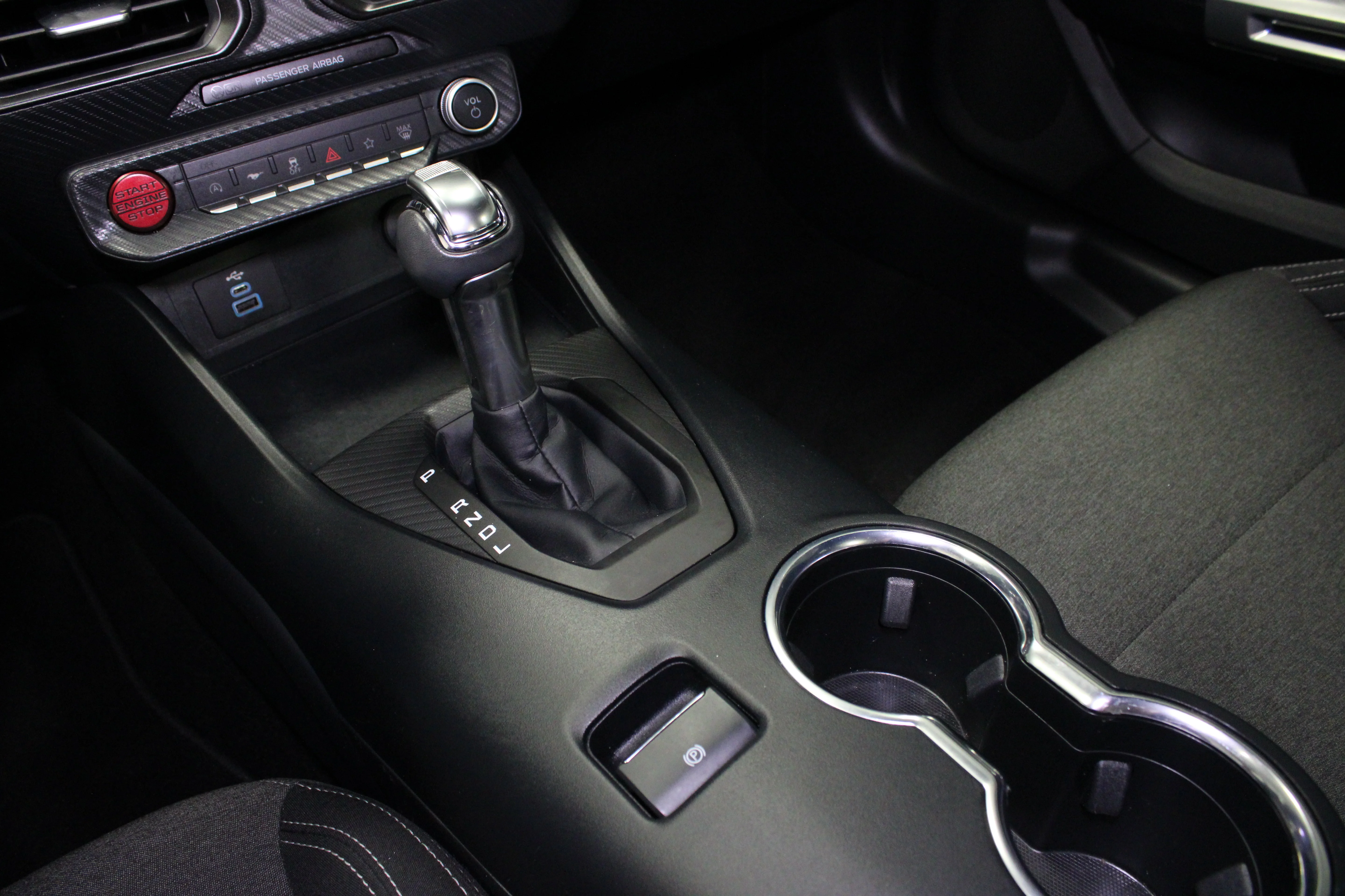 Used 2024 Oxford White Ford EcoBoost image 19