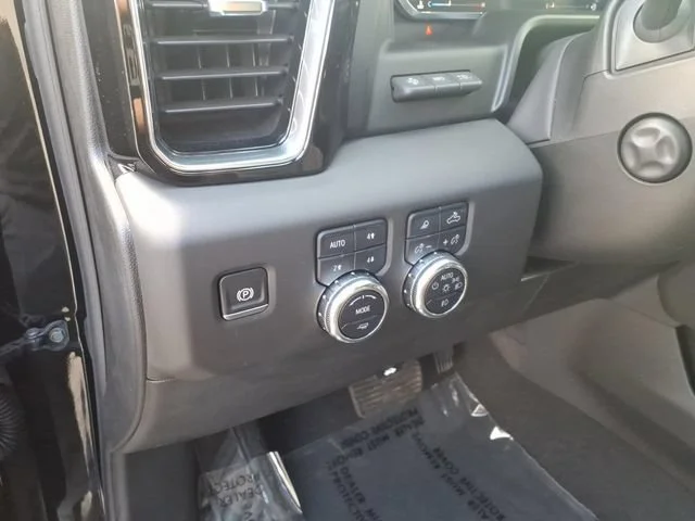 Used 2025 Onyx Black GMC Denali image 22