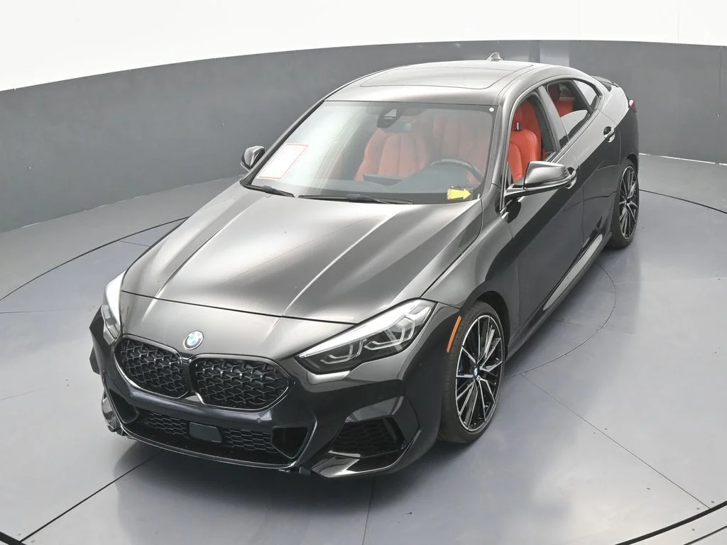Used 2022 Black Sapphire Metallic BMW M235i xDrive image 46