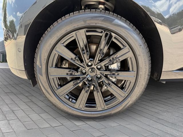 New 2026 Carpathian Grey Land Rover SE image 9