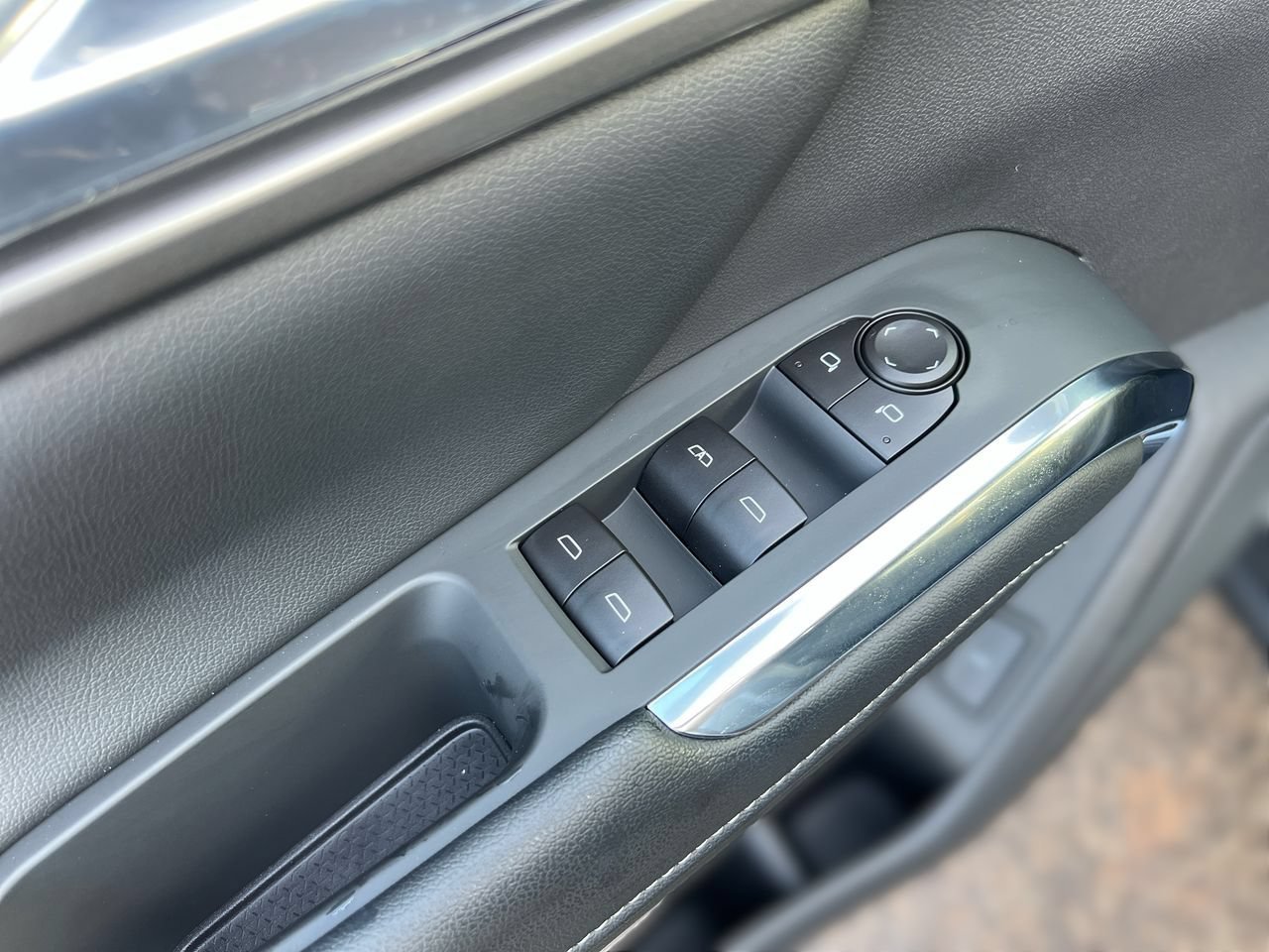 Used 2026 Sterling Gray Metallic Chevrolet LT image 19