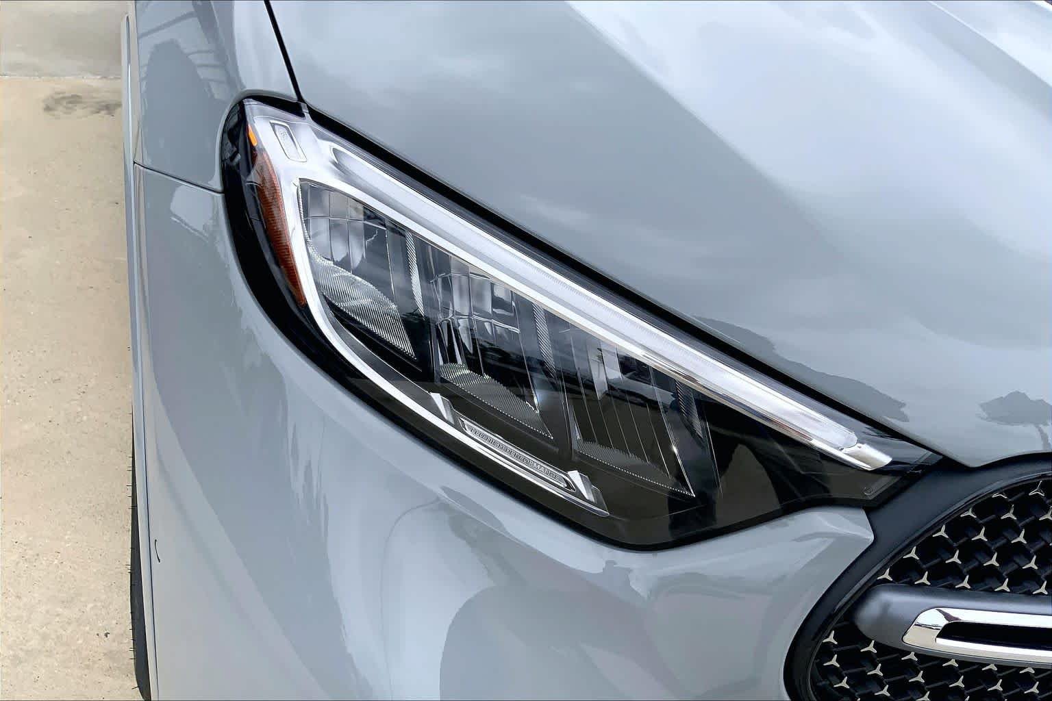 New 2026 MANUFAKTUR Alpine Grey Mercedes-Benz GLC 300 image 13