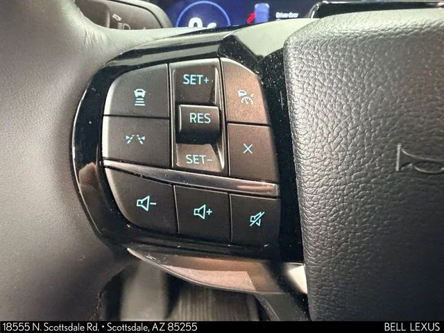 Used 2025 White Ford Platinum image 23