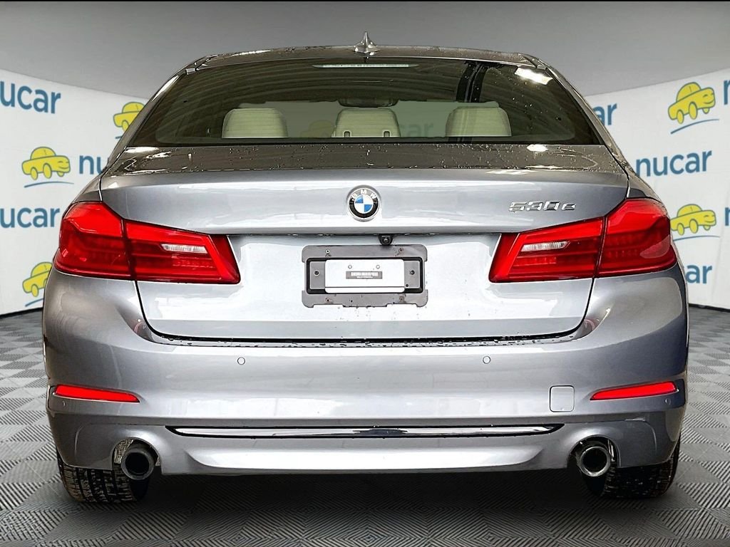 Used 2019 Blue BMW 530e xDrive iPerformance image 5