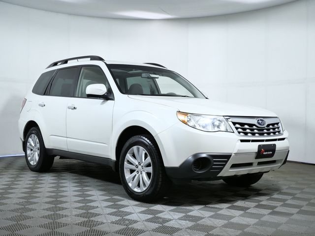Used 2011 White Subaru 2.5X image 1