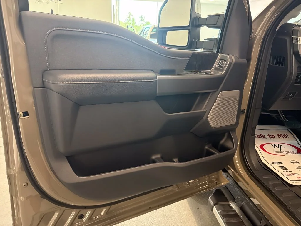 New 2027 Gray Ford Lariat image 12