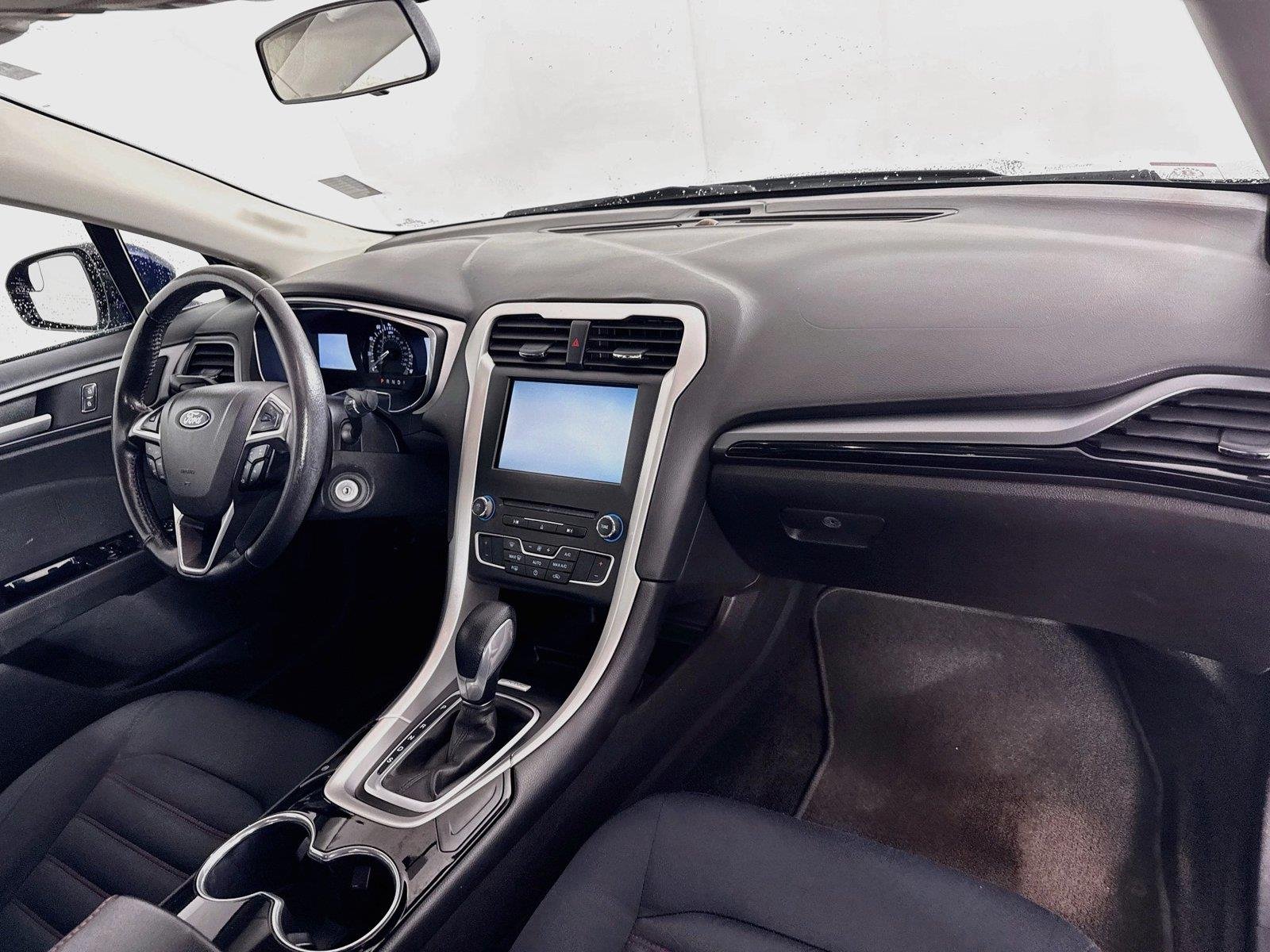 Used 2016 Deep Impact Blue Ford SE image 42