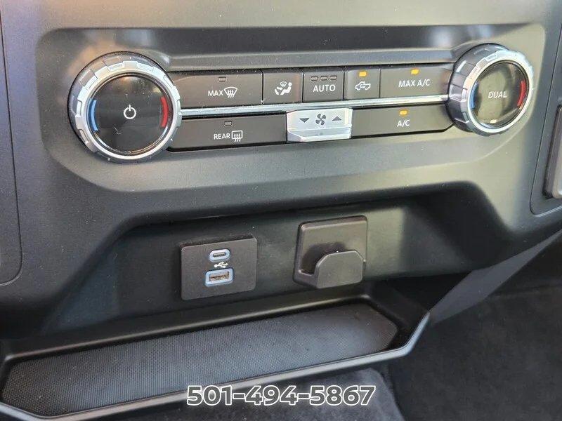 Used 2023 Oxford White FORD XLT image 20