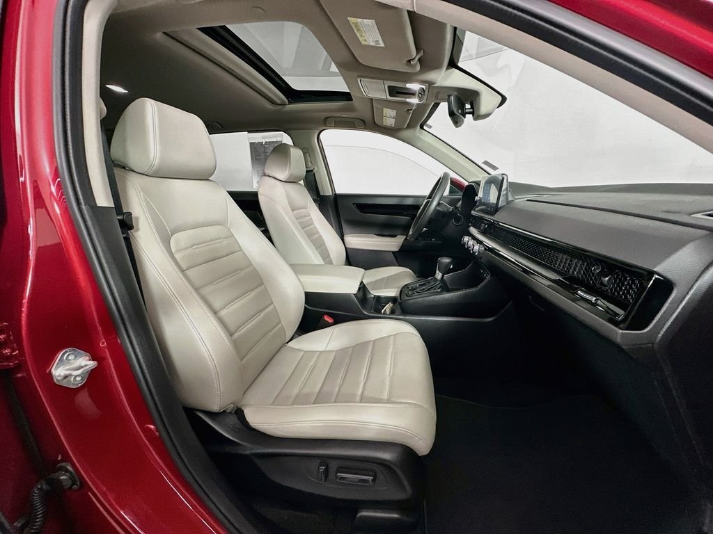 Used 2024 Red Honda EX-L image 29