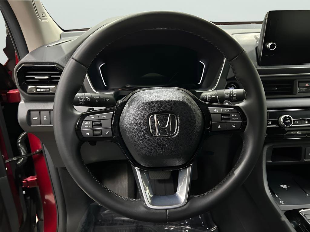 Certified Used 2025 Radiant Red Metallic II Honda AWD TRG image 15