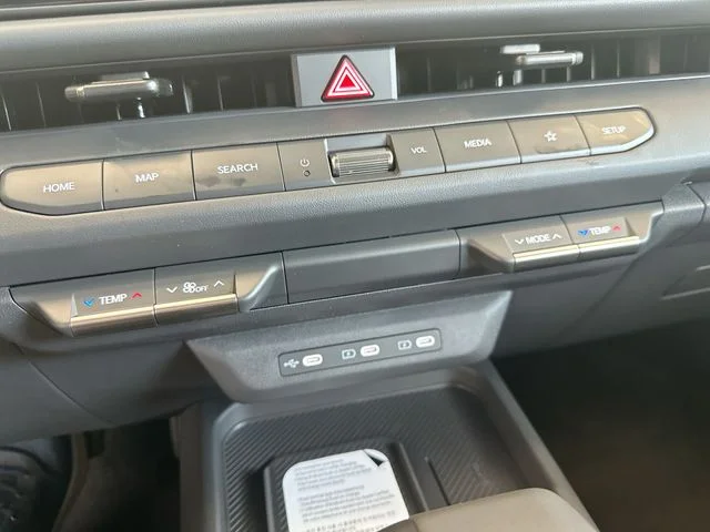 New 2027 Terrain Brown Kia X-Line S image 19