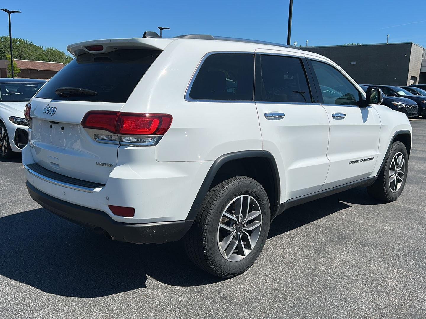 Used 2021 Bright White Clearcoat Jeep Limited image 6