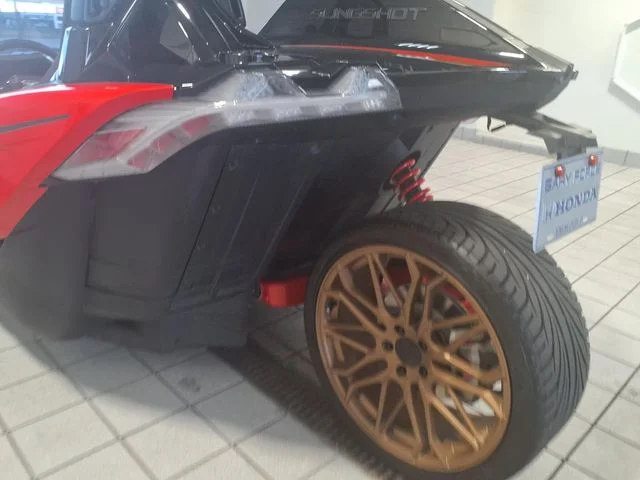 Used 2022  Polaris Limited image 15