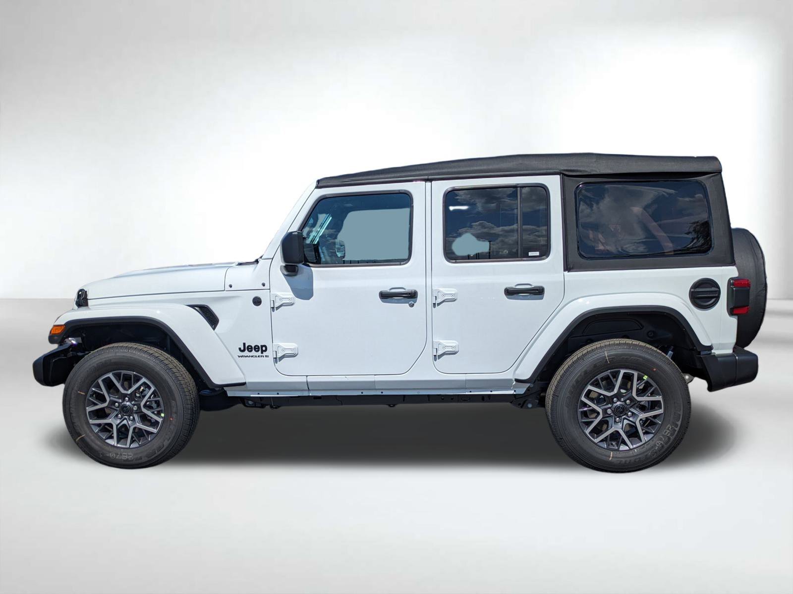 2025 Jeep Wrangler 4-Door Sahara - Photo 7