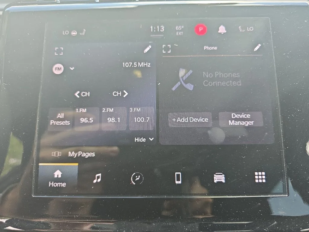 Used 2023 White Jeep Altitude image 14