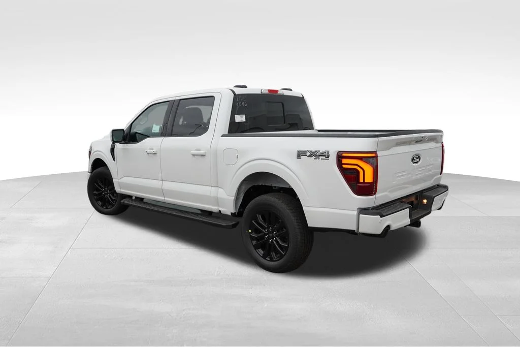 New 2026 Star White Metallic Tri-Coat Ford Lariat image 5