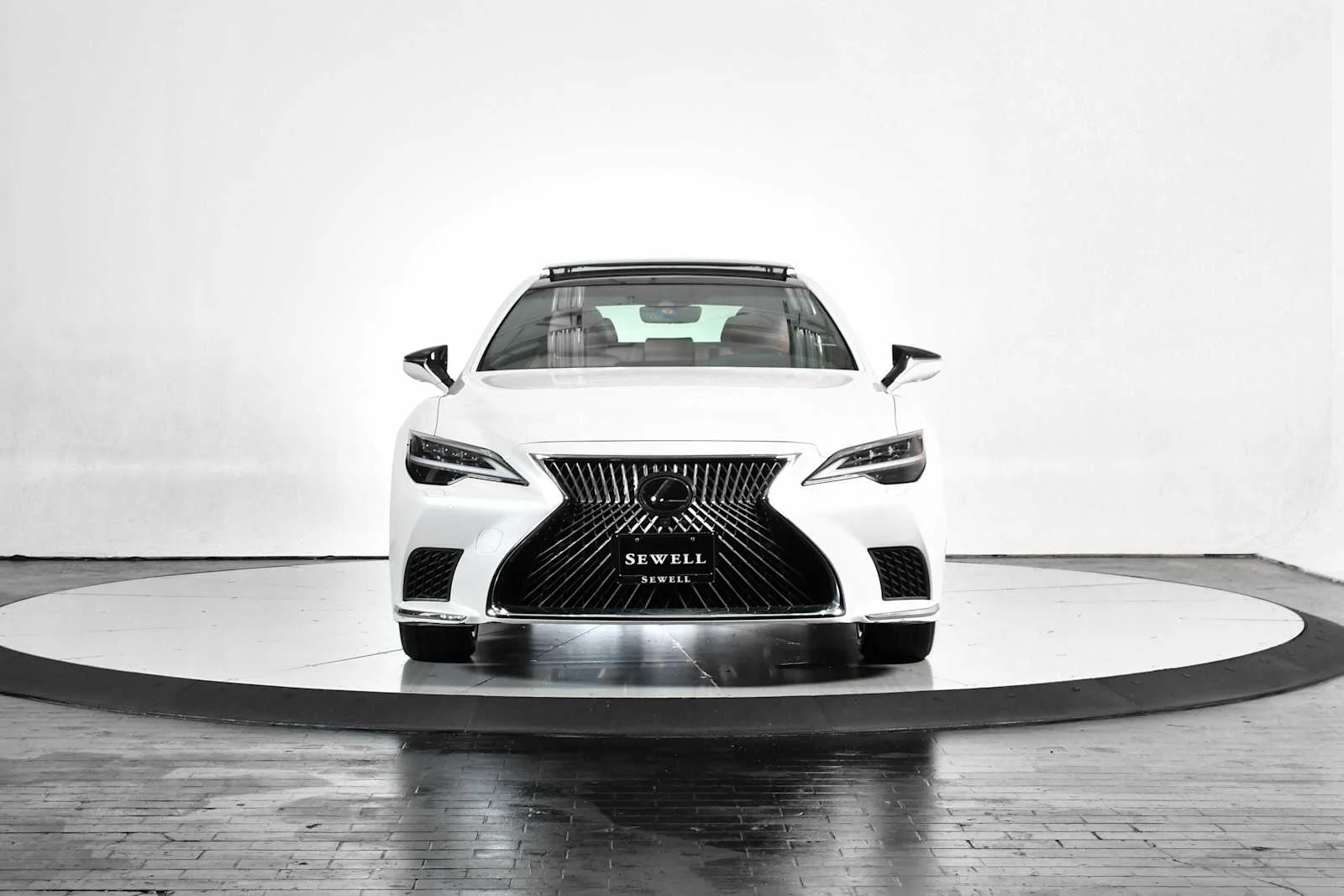 Certified Used 2022 Eminent White Pearl Lexus  image 10