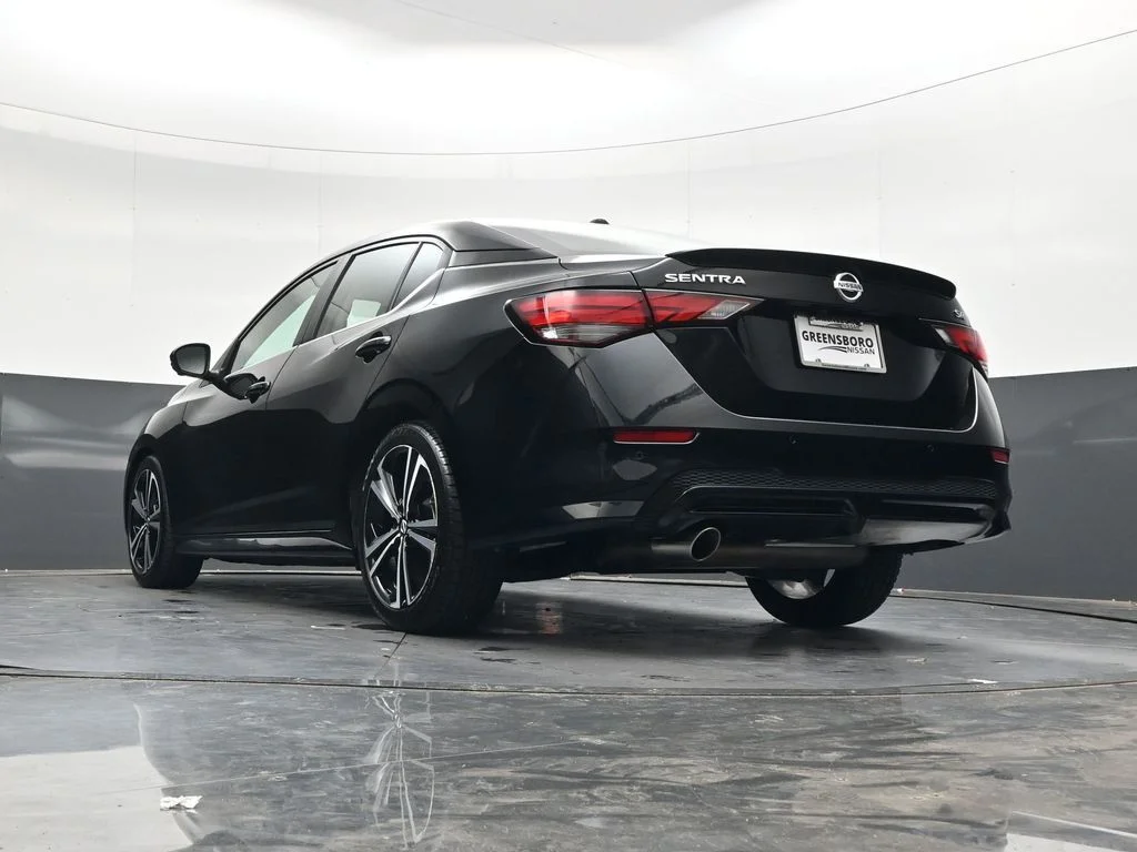 Used 2022 Black Nissan SR image 39