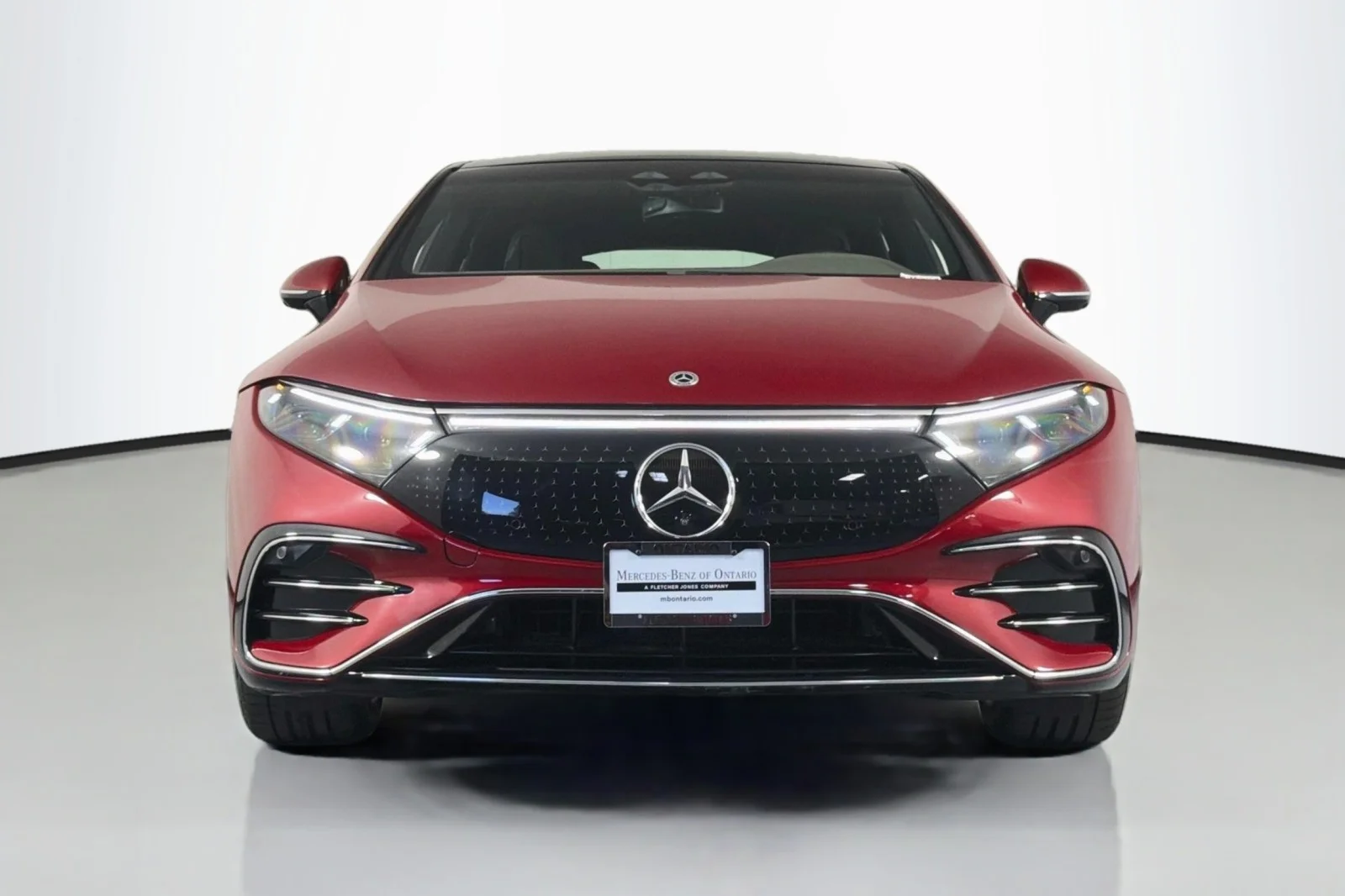 Certified Used 2024 MANUFAKTUR Patagonia Red Metallic Mercedes-Benz EQS 450+ image 3