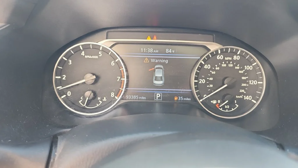 Used 2023 Black Nissan 2.5 SR image 17