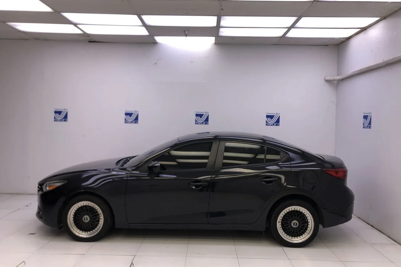 Used 2018 Jet Black Mazda Sport image 8