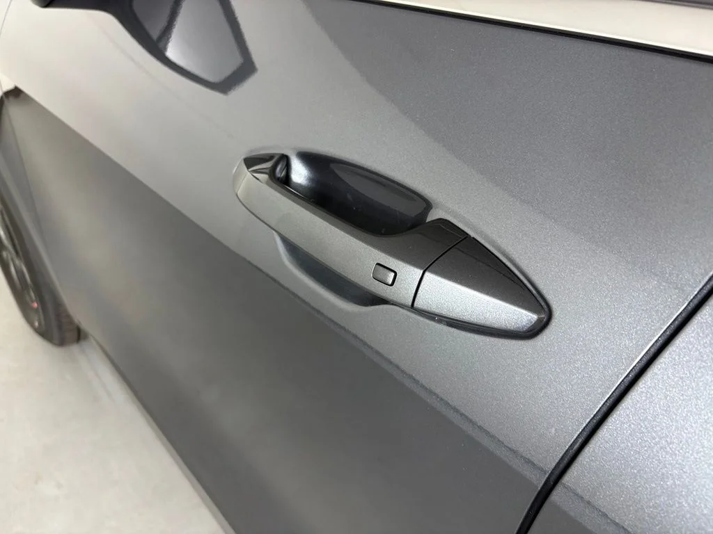 New 2027 Gravity Gray Kia LX image 12