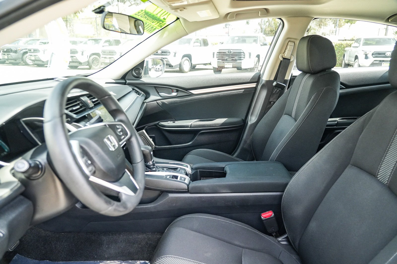 Used 2017 White Honda EX image 18
