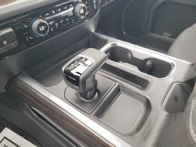 New 2026 Summit White Chevrolet LT image 7