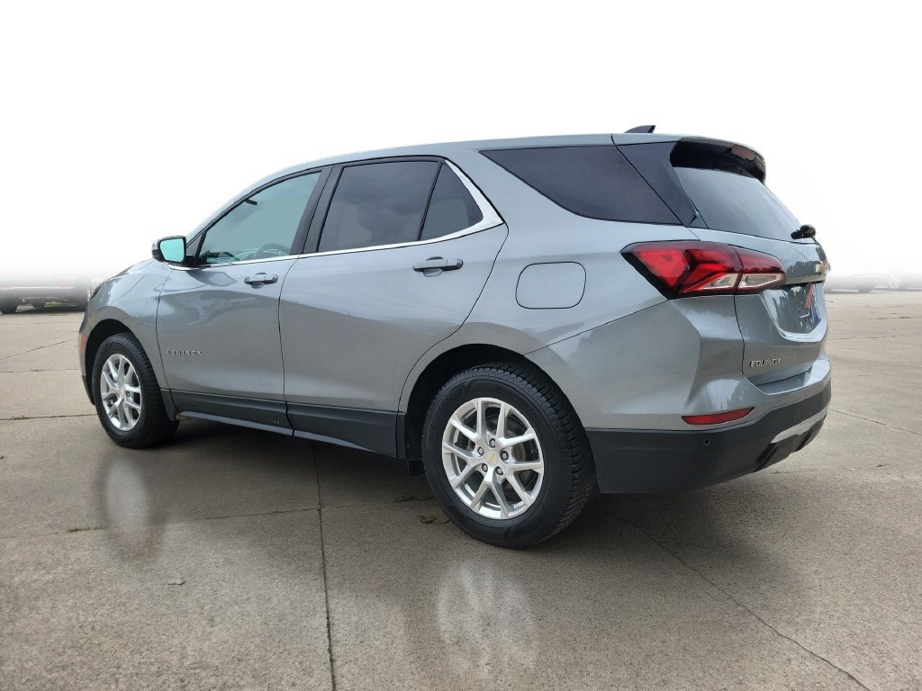 Used 2023 STERLING GRAY METALLIC Chevrolet LT image 3