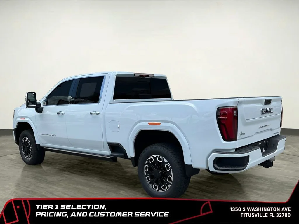 New 2026 Glacier White Tricoat GMC Denali Ultimate image 3