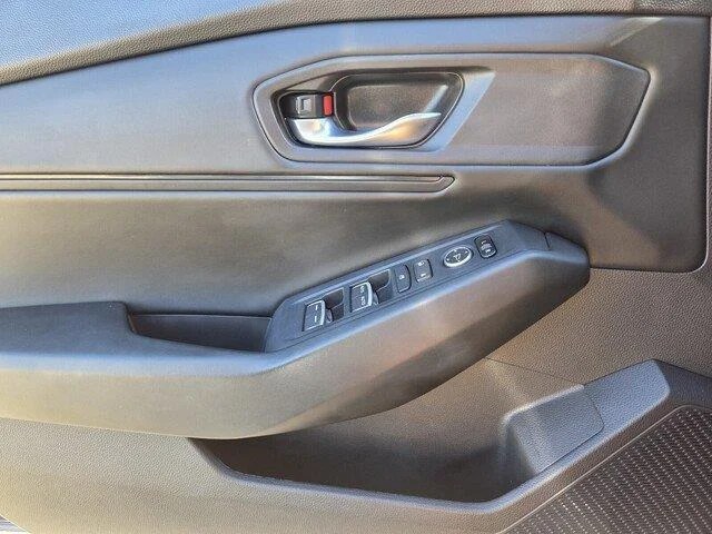 Certified Used 2024 Canyon River Blue Metallic Honda EX image 20