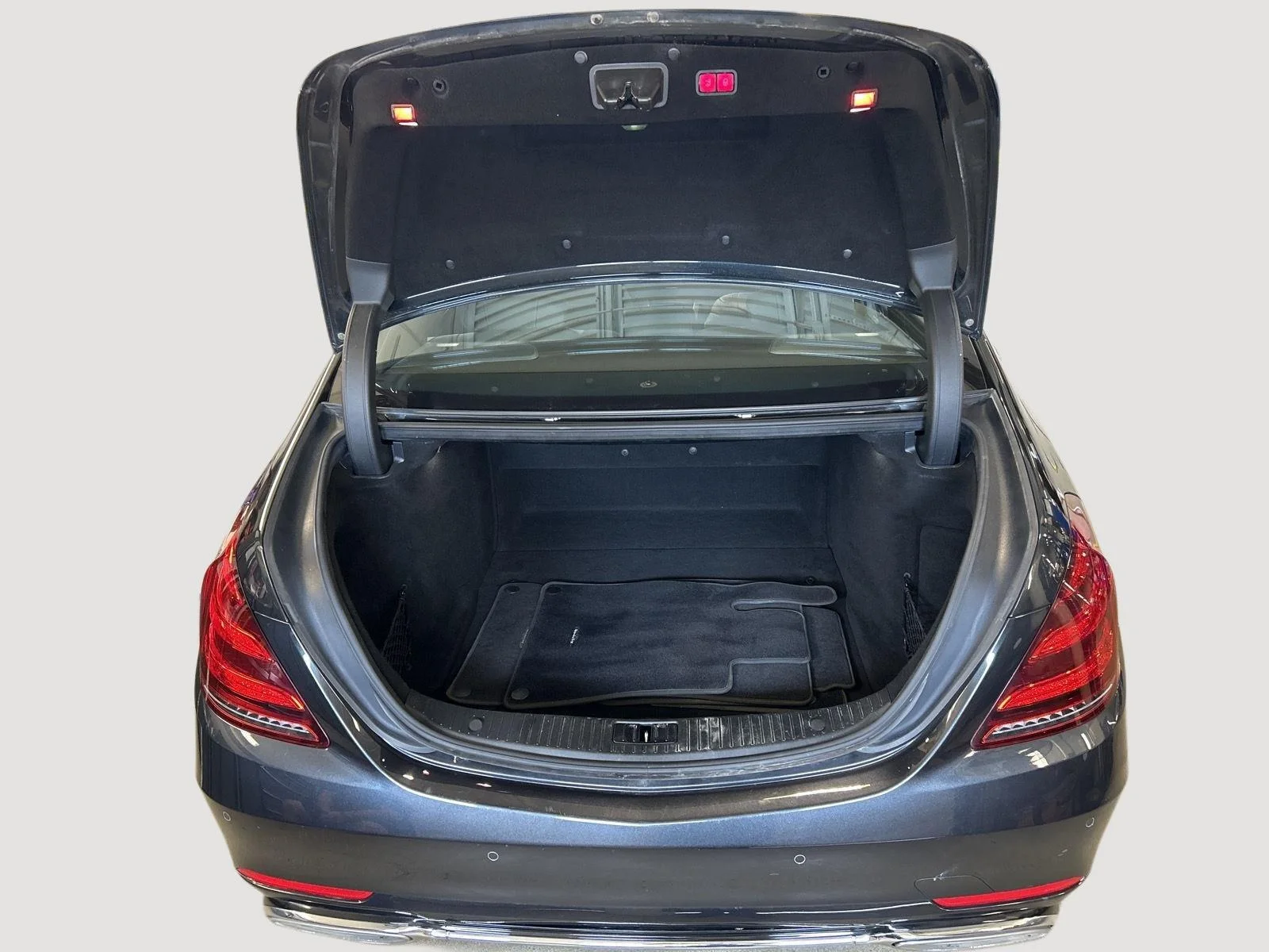 Certified Used 2020 Magnetite Black Metallic Mercedes-Benz S 450 image 29