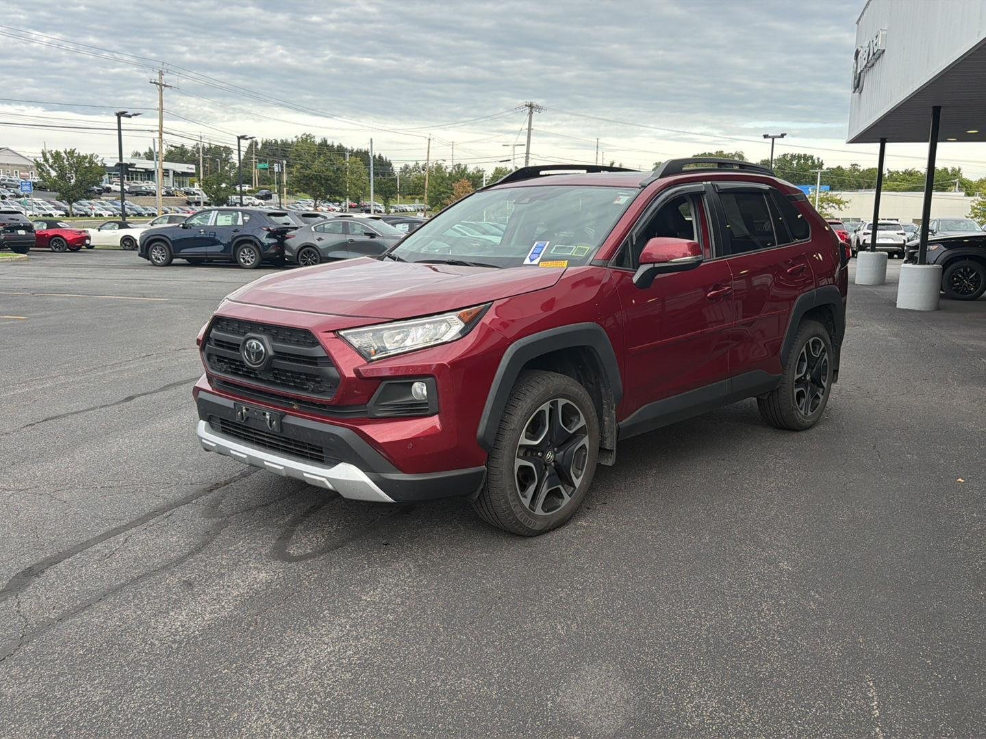 Used 2019 Ruby Flare Pearl Toyota Adventure image 3