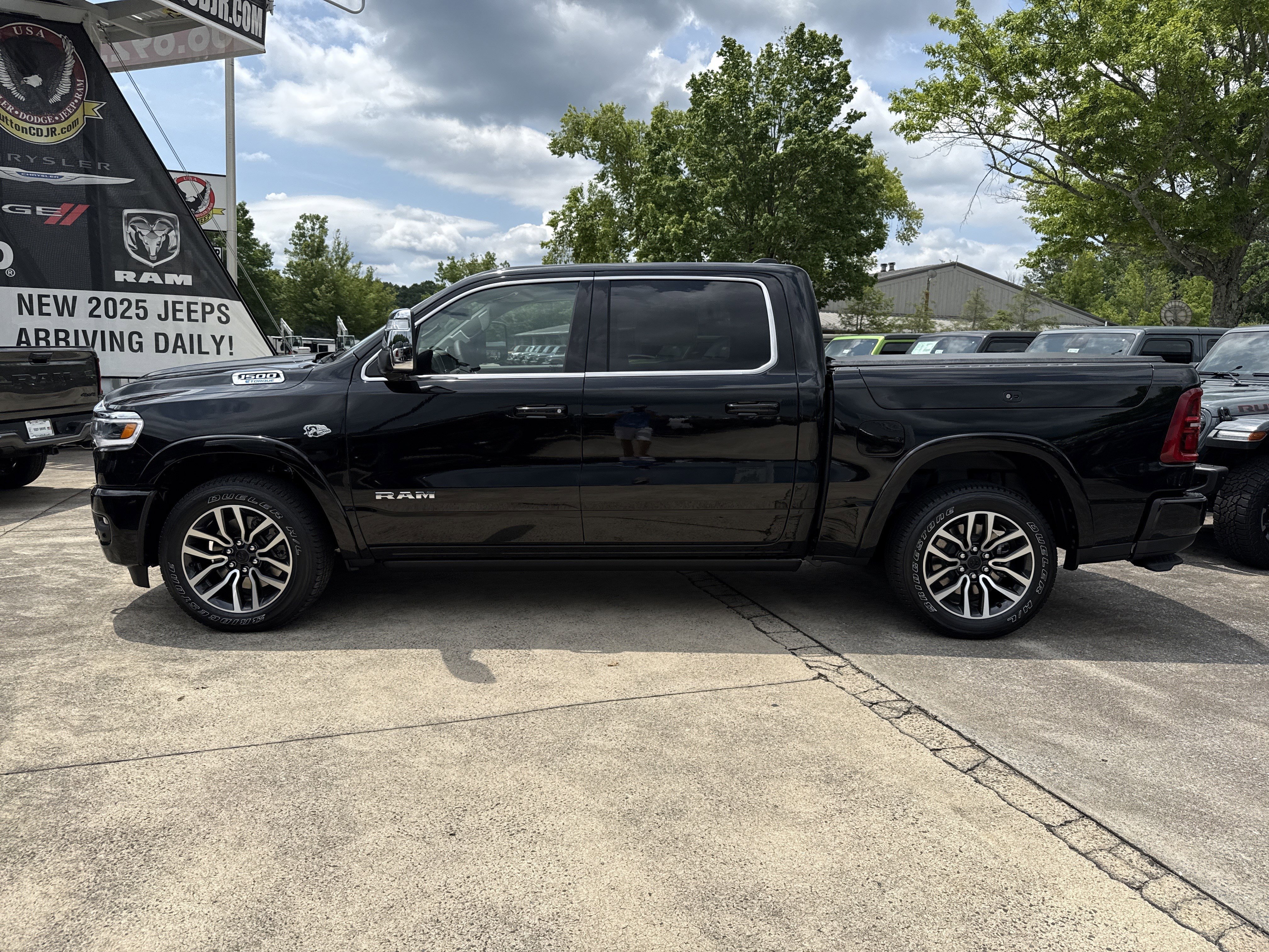 New 2026 Diamond Black Crystal Pearlcoat RAM Longhorn image 4