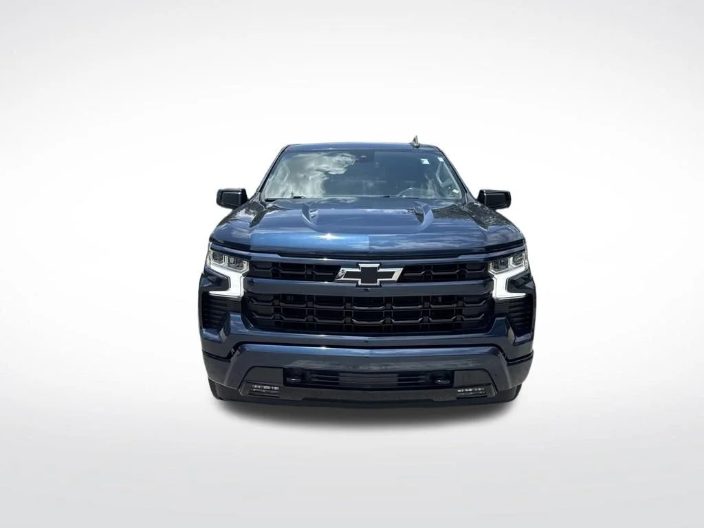 Used 2022 Northsky Blue Metallic Chevrolet RST image 3