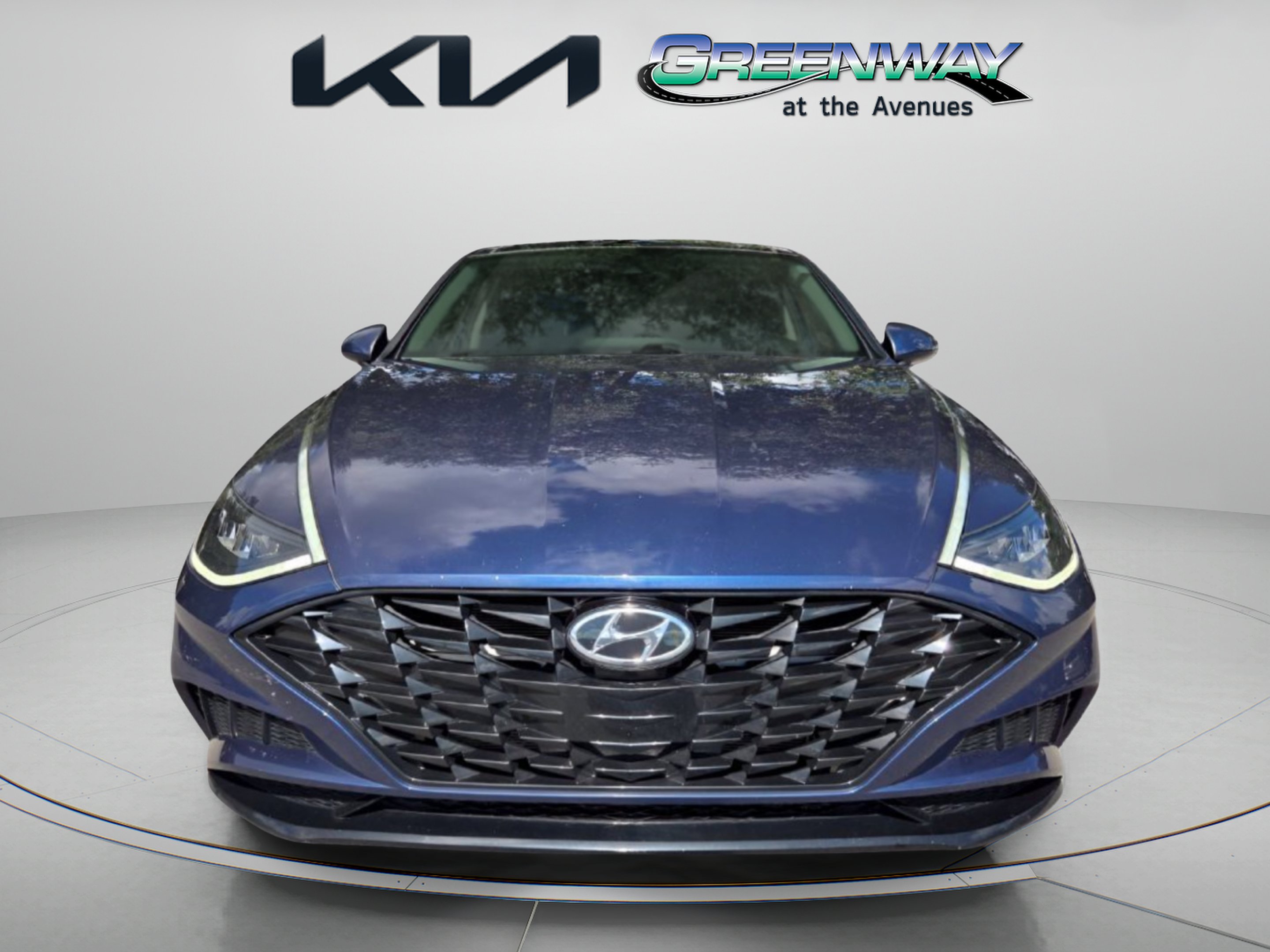 Used 2021 Stormy Sea Hyundai SEL image 2