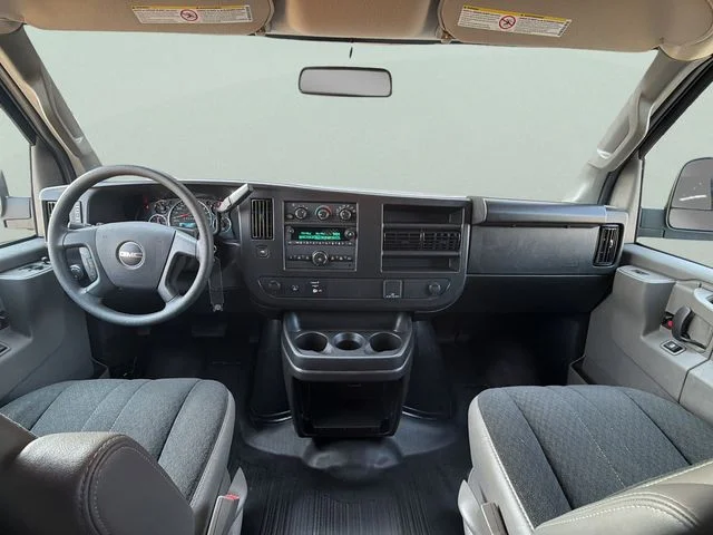 Used 2025 White GMC Work Van image 26