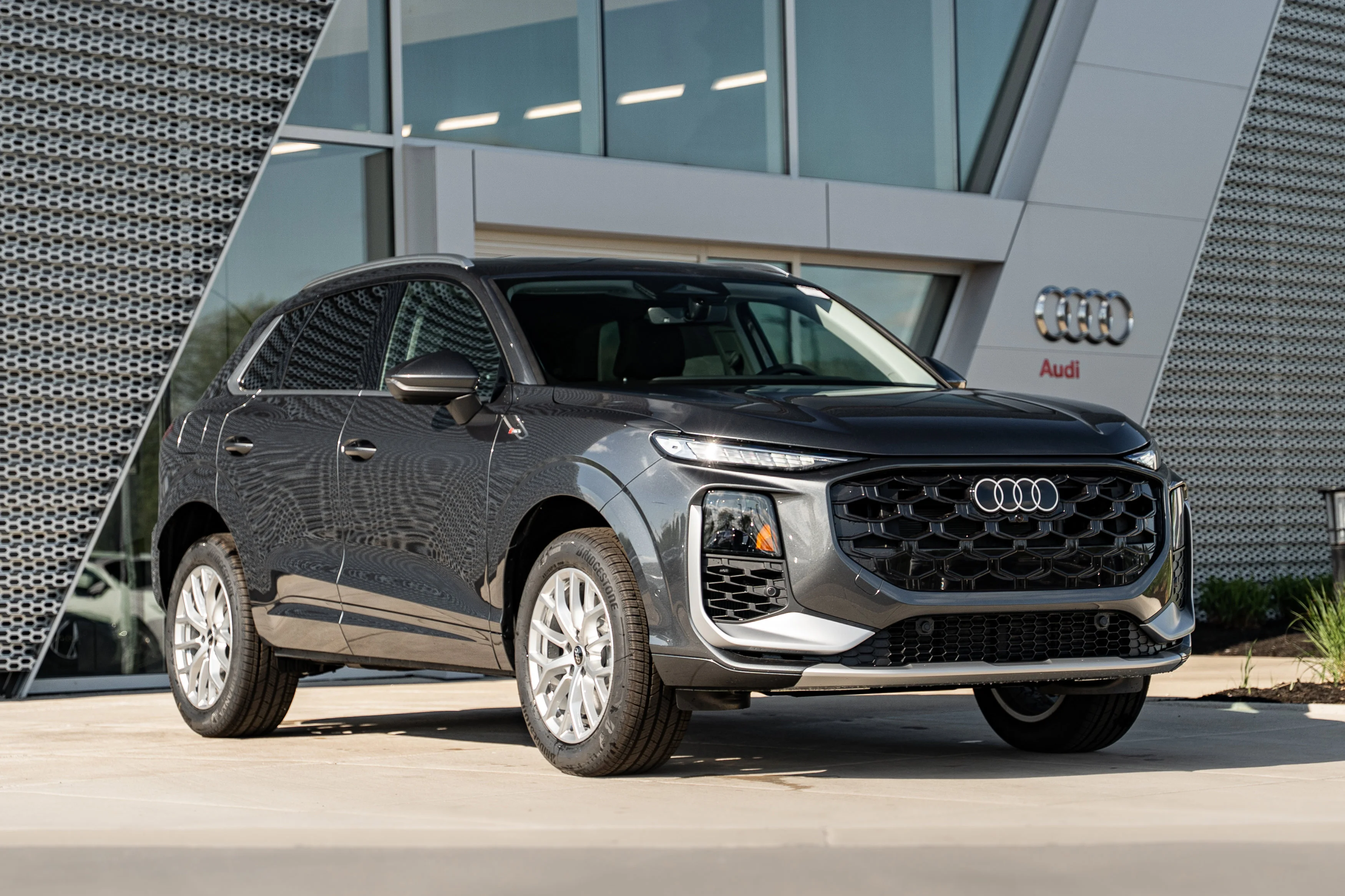 2026 Audi Q3 S line quattro's photo