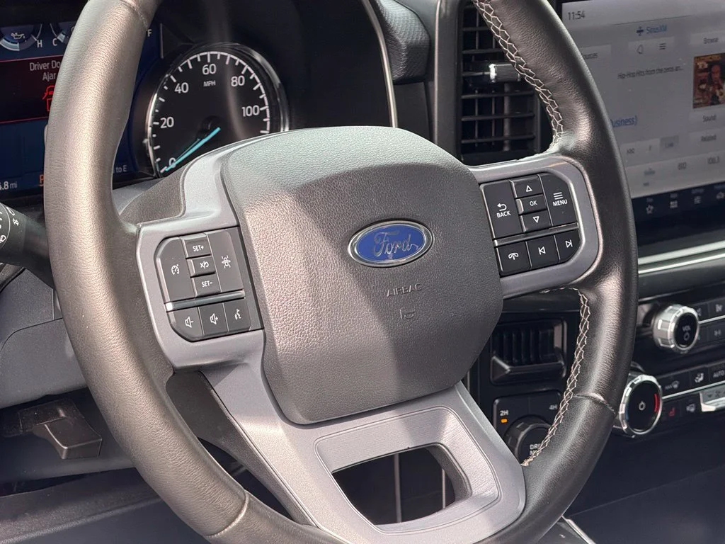 Used 2023 Black Ford XLT image 22