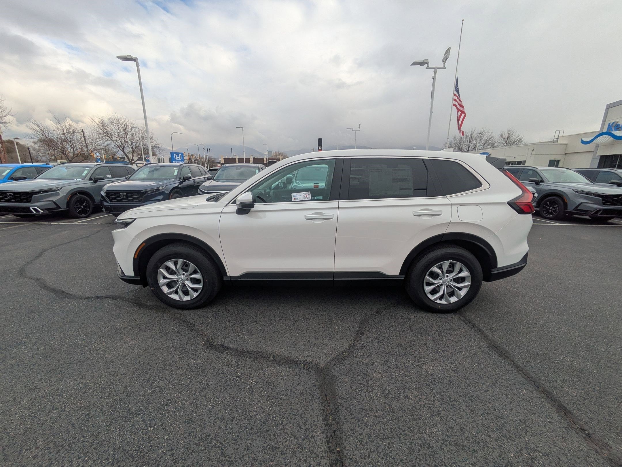 2026 Honda CR-V LX - Photo 7