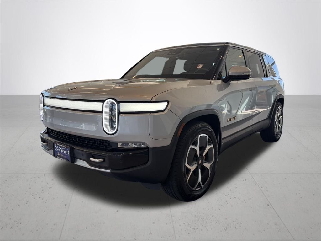 Used 2024 LA Silver Rivian Adventure image 2