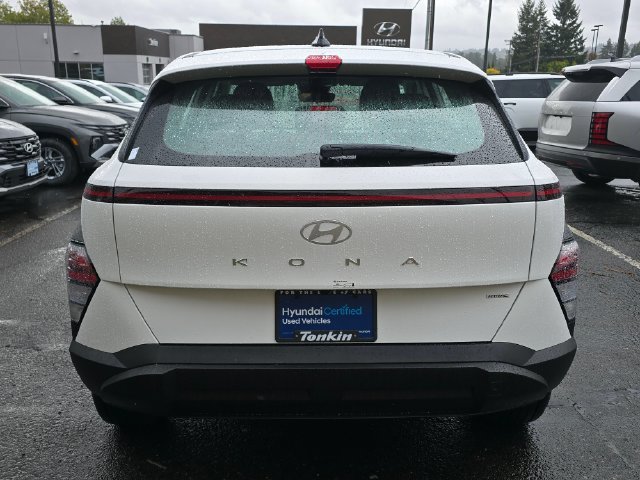 Certified Used 2025 Red Hyundai SEL image 5